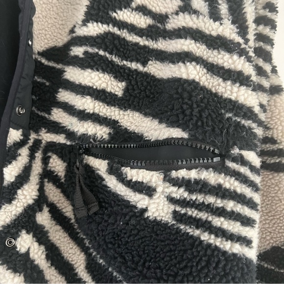 Free People geo line combo hit slopes printed lined jacket medium - Picture 11 of 13